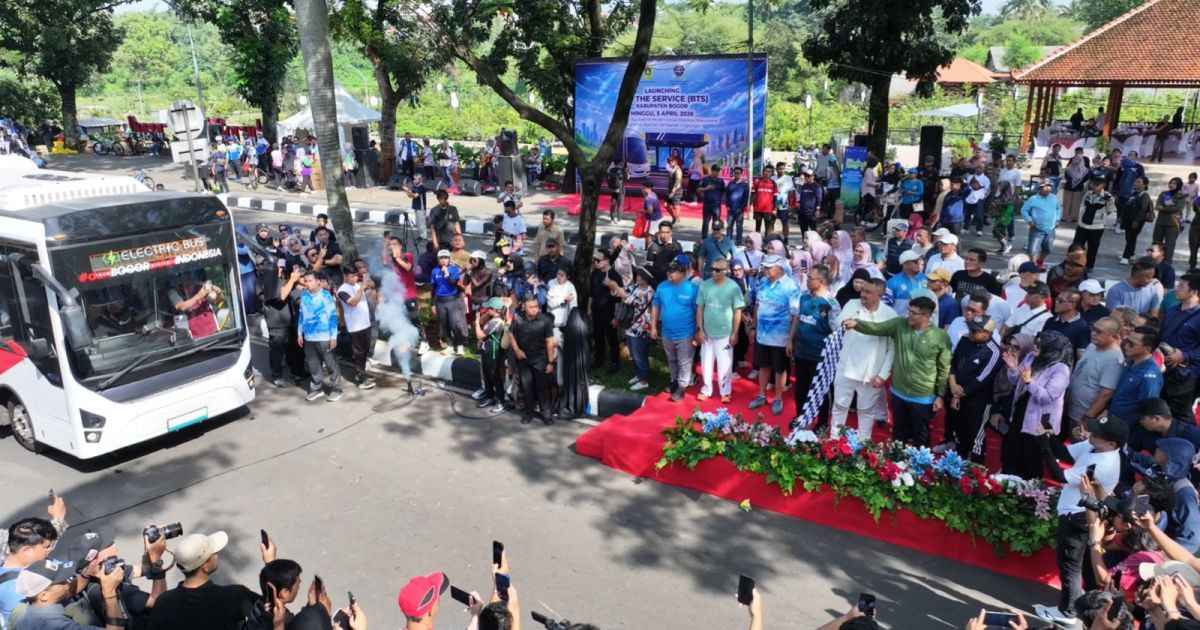 Ketua DPRD Sastra Winara Dukung Inovasi Bus Listrik Pemkab Bogor untuk Kurangi Emisi dan Tingkatkan Layanan Publik