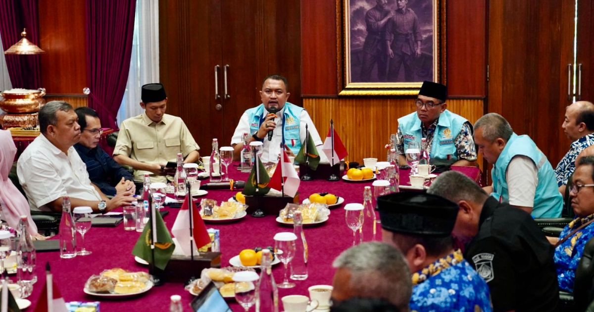 Bupati Bogor Rudy Susmanto Genjot Reformasi Perizinan, Targetkan Ekonomi Daerah Tumbuh Pesat