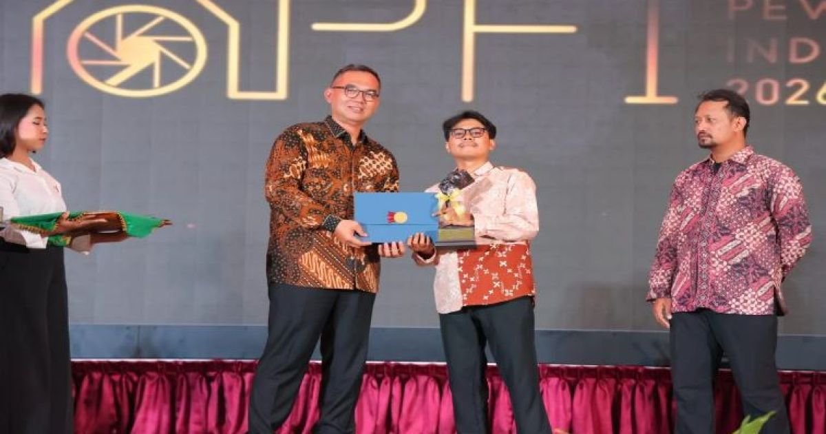 Sekda Kabupaten Bogor Serahkan Penghargaan APFI 2026, Tegaskan Dukungan untuk Pewarta Foto