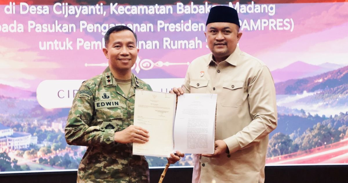 Prosesi penyerahan dilakukan langsung oleh Bupati Bogor Rudy Susmanto bersama Komandan Paspampres, Mayjen TNI Edwin Adrian Sumantha, di Pendopo Bupati Bogor, Kamis (11/6/2026).