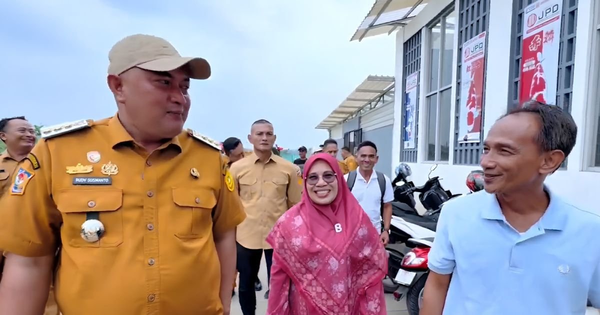 Bupati Bogor, Rudy Susmanto, melakukan kunjungan ke Yamagen Koi Farm di Kecamatan Ciseeng, Kabupaten Bogor, Senin (15/6/2026).