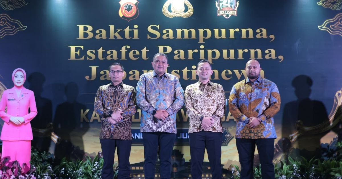 Rudy Susmanto, menghadiri acara pisah sambut Kepala Kepolisian Daerah (Kapolda) Jawa Barat yang digelar di Bandung, Senin malam (6/7/2026).
