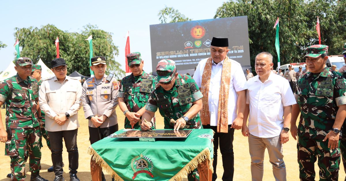 Bupati Bogor Rudy Susmanto Apresiasi Sinergi TNI dalam Program Serbuan Teritorial 2025 di Babakan Madang