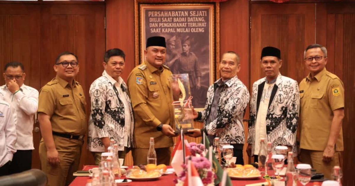 Sinergi Pendidikan Bogor: Dewan Pendidikan dan PGRI Dukung Gagasan Bupati Rudy Wujudkan Satu Desa Satu Sarjana